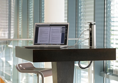 Выдвижные электроустановочные модули Hager