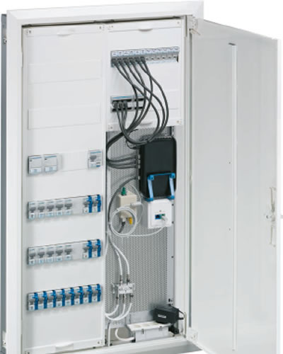 Мультимедийные щиты Hager FW