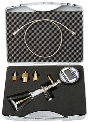 Поверочный набор WIKA для приборов контроля плотности элегаза SF₆. Модель BCS10